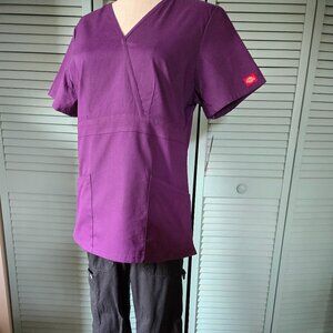 NWT Dickies EDS Signature Empire waist Mock wrap Scrub top Small Eggplant purple